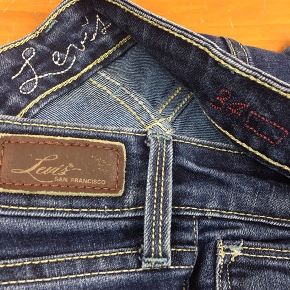 Levi's Customized Cropped 34 Women's Jeans C233P - Picture 7 of 8